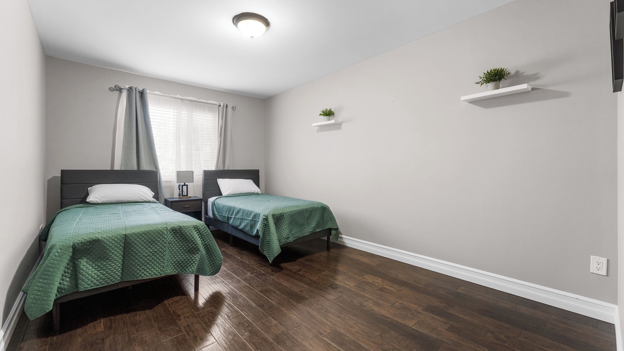 Photo of Bedroom in Boblo Island
