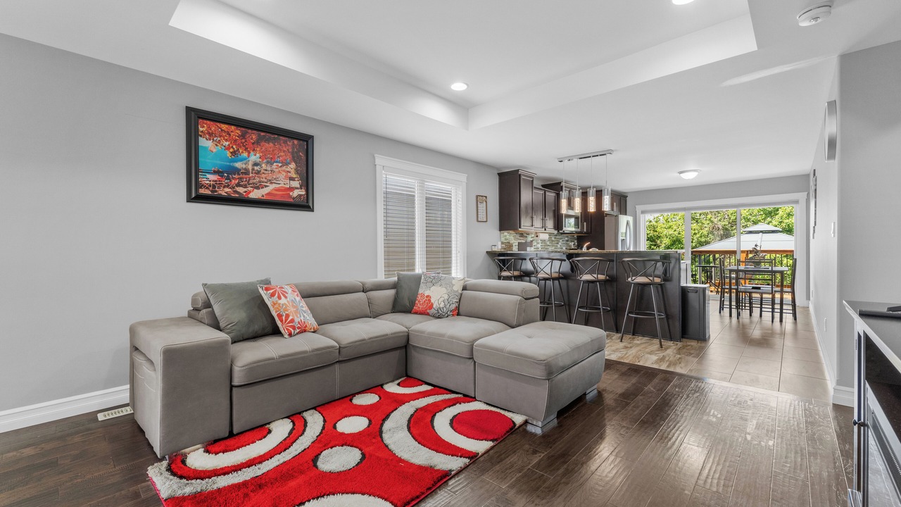 Photo of Livingroom in Boblo Island