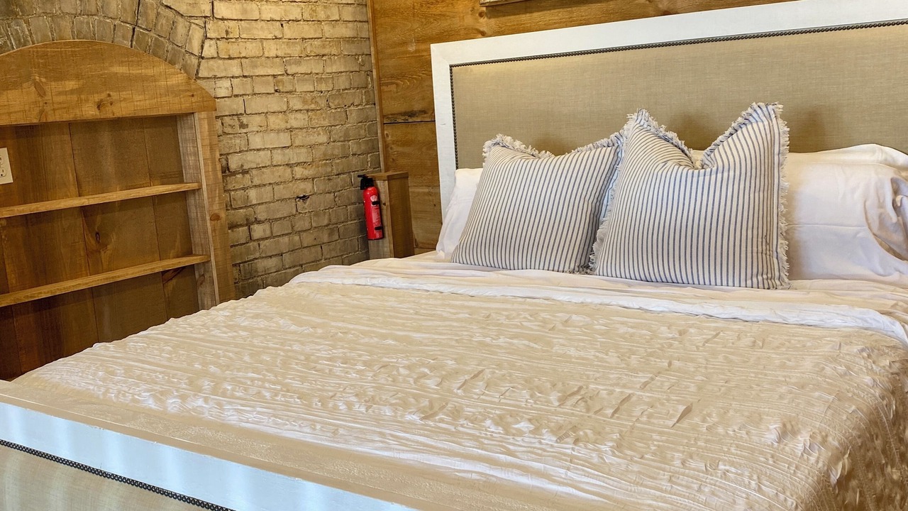 Photo of Bedroom in Girard