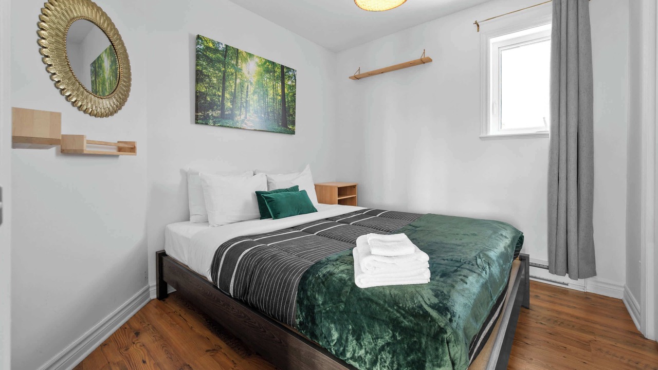 Photo of Bedroom in Petite-Riviere-Saint-Francois