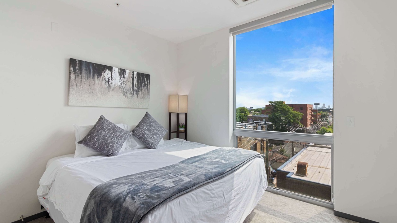 Photo of Bedroom in Palmer Square