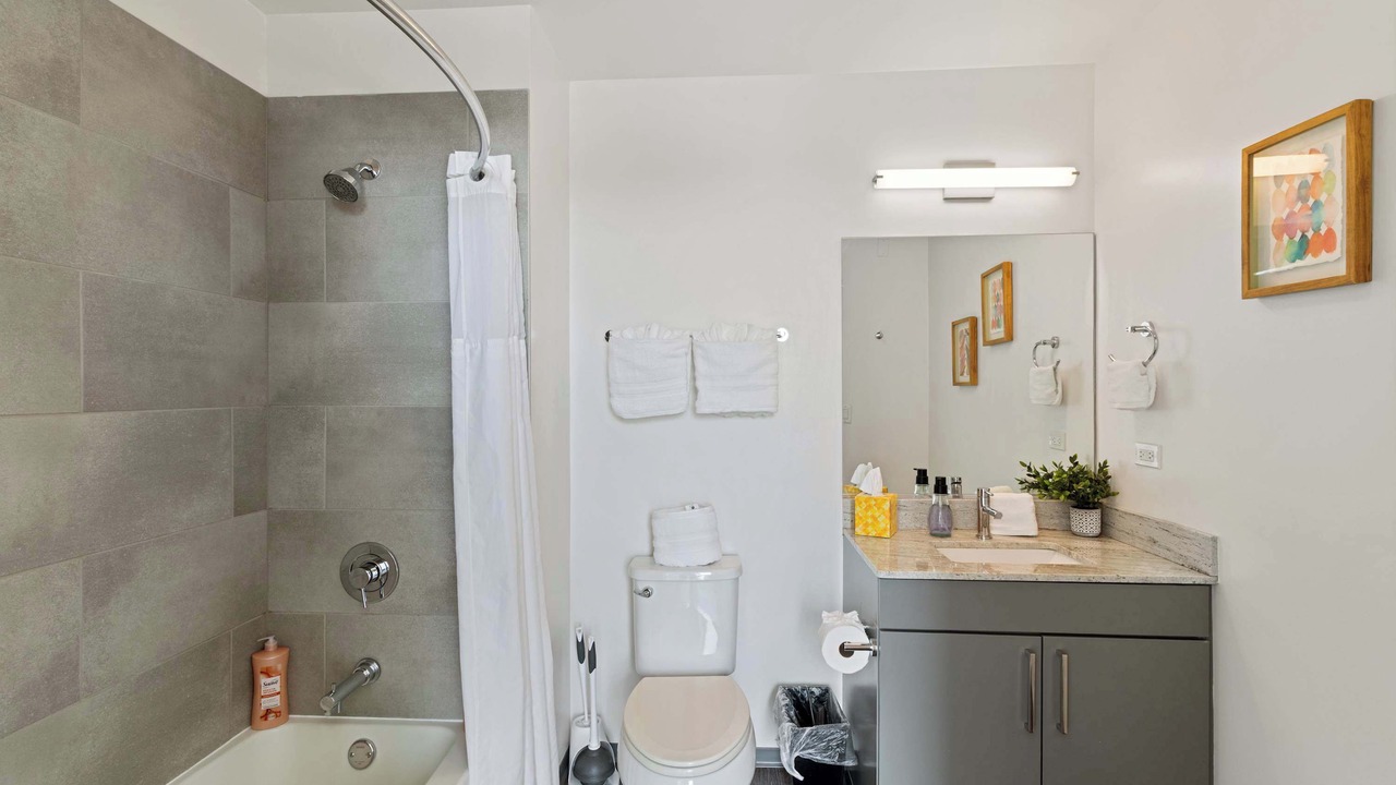 Photo of Bathroom in Palmer Square