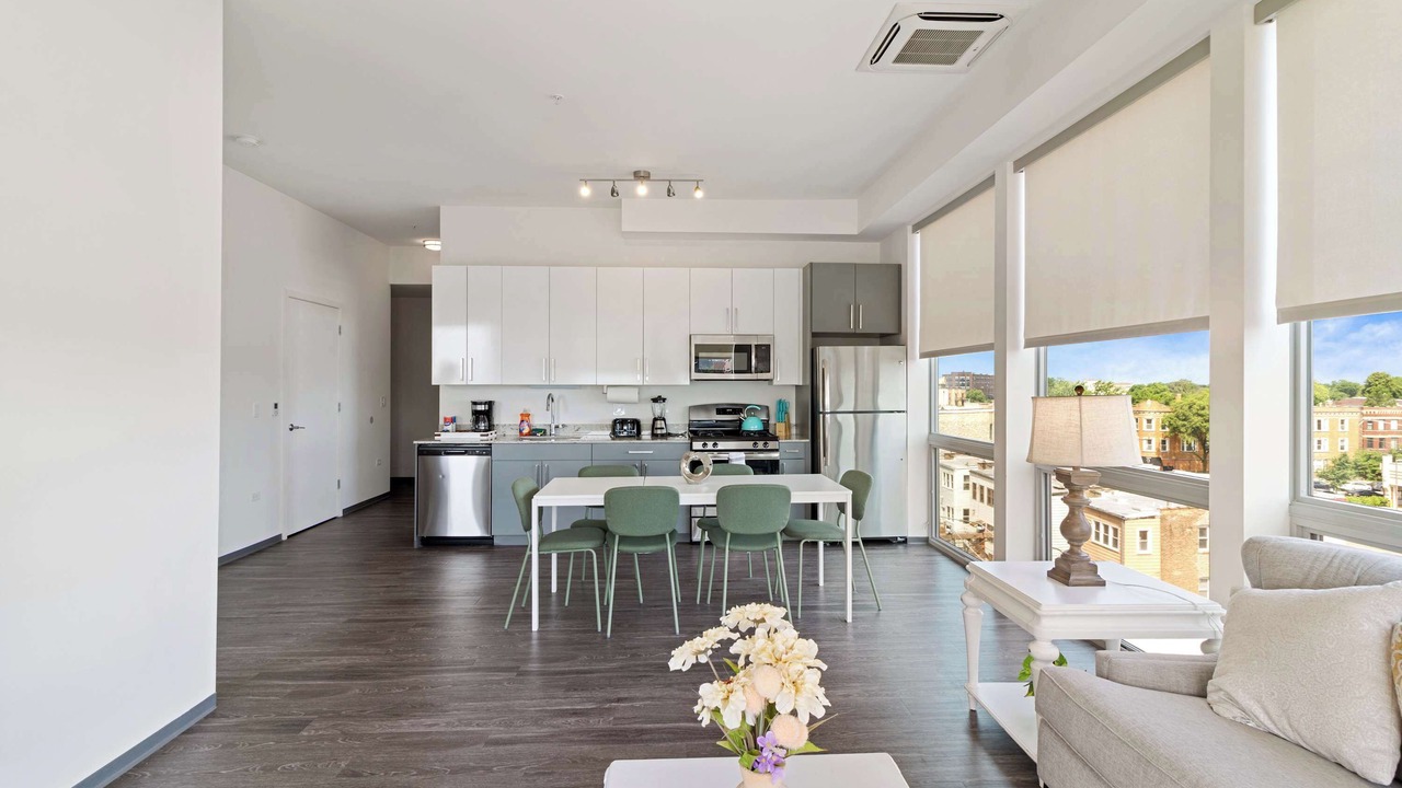 Photo of Others in Palmer Square