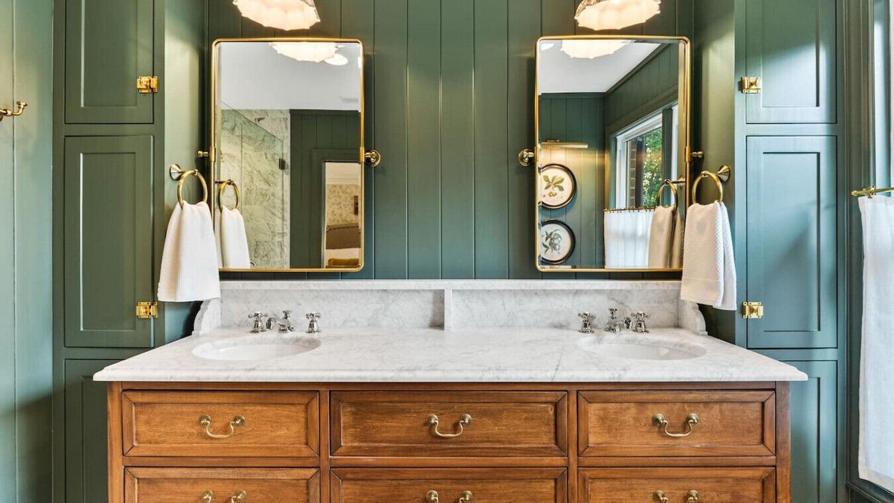 Photo of Bathroom in Brentwood