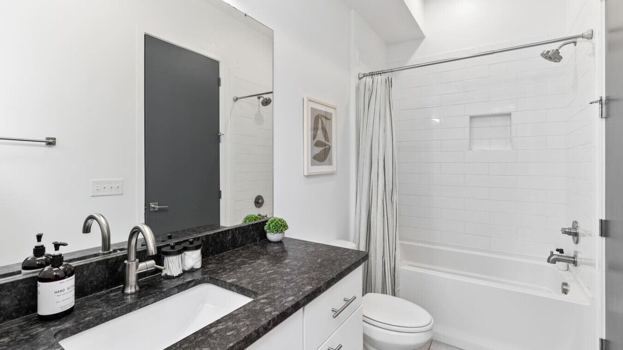 Photo of Bathroom in Hillsboro Village