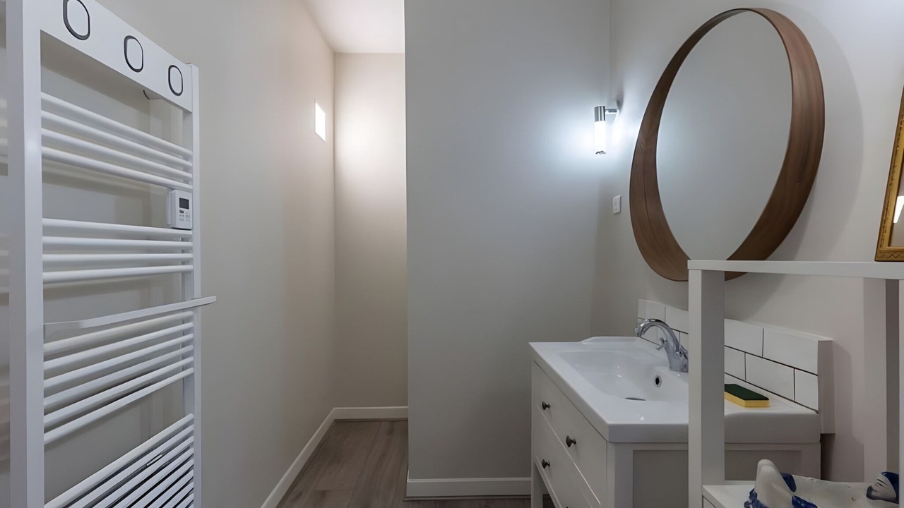 Photo of Bathroom in Villiers-au-Bouin