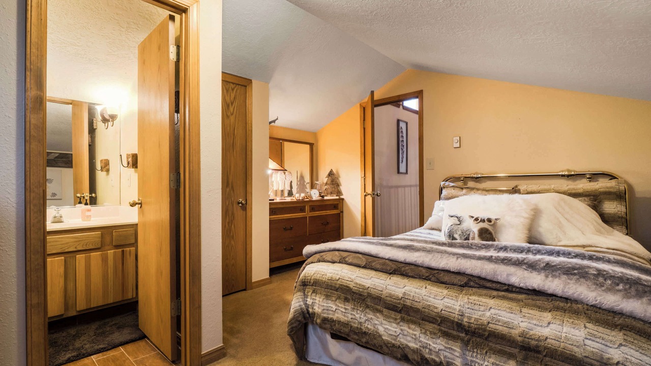 Photo of Bedroom in Angel Fire