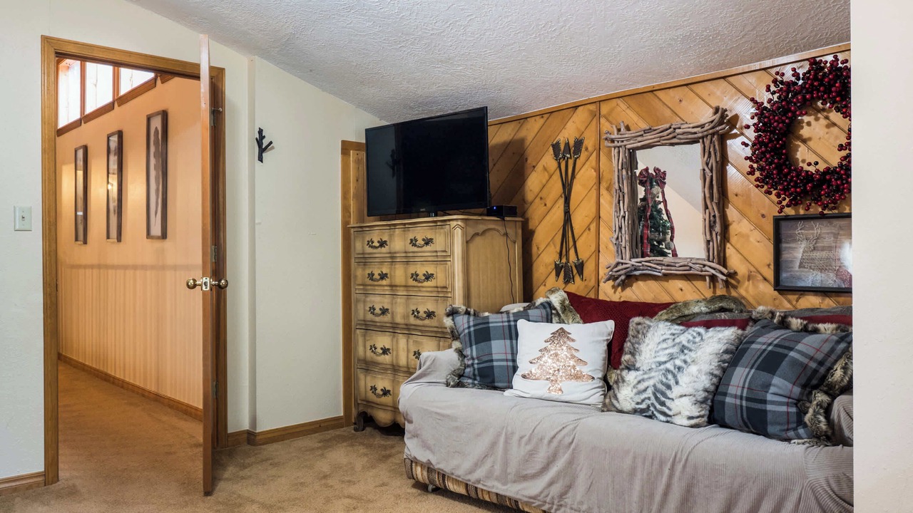 Photo of Livingroom in Angel Fire