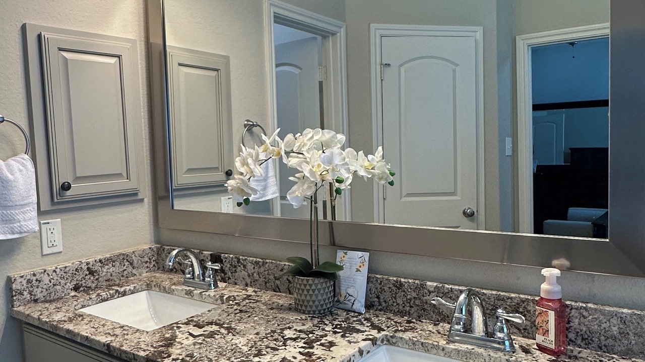 Photo of Bathroom in Atascocita