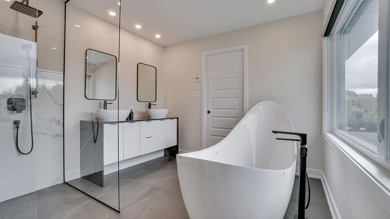 Photo of Bathroom in Plateau