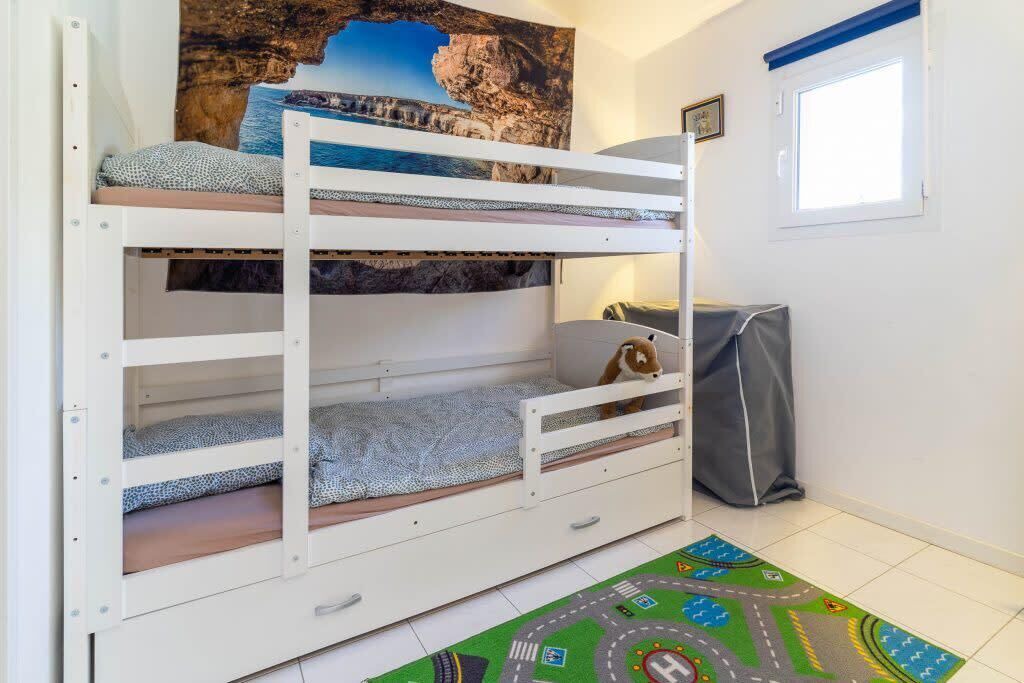 Photo of Bedroom in Caumont-sur-Durance