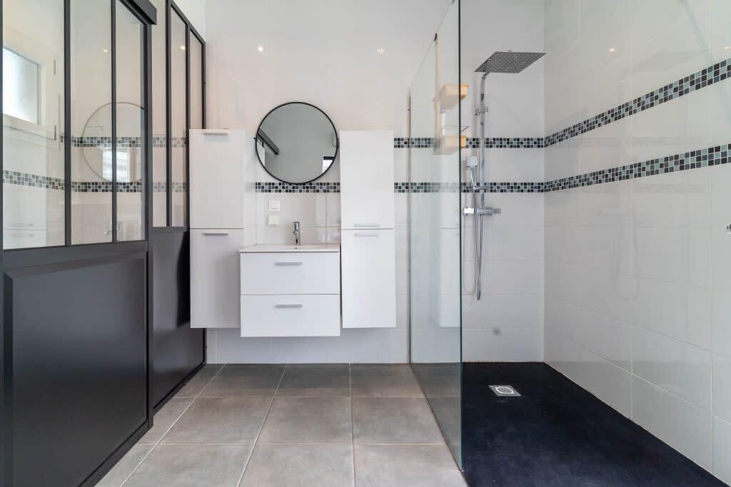 Photo of Bathroom in Caumont-sur-Durance