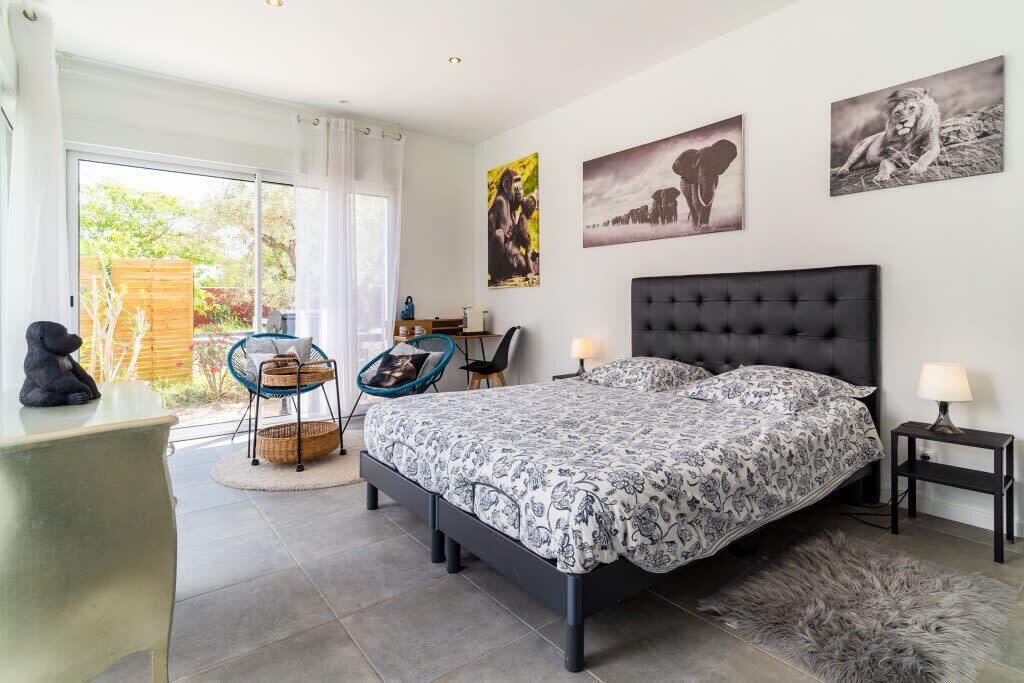 Photo of Bedroom in Caumont-sur-Durance