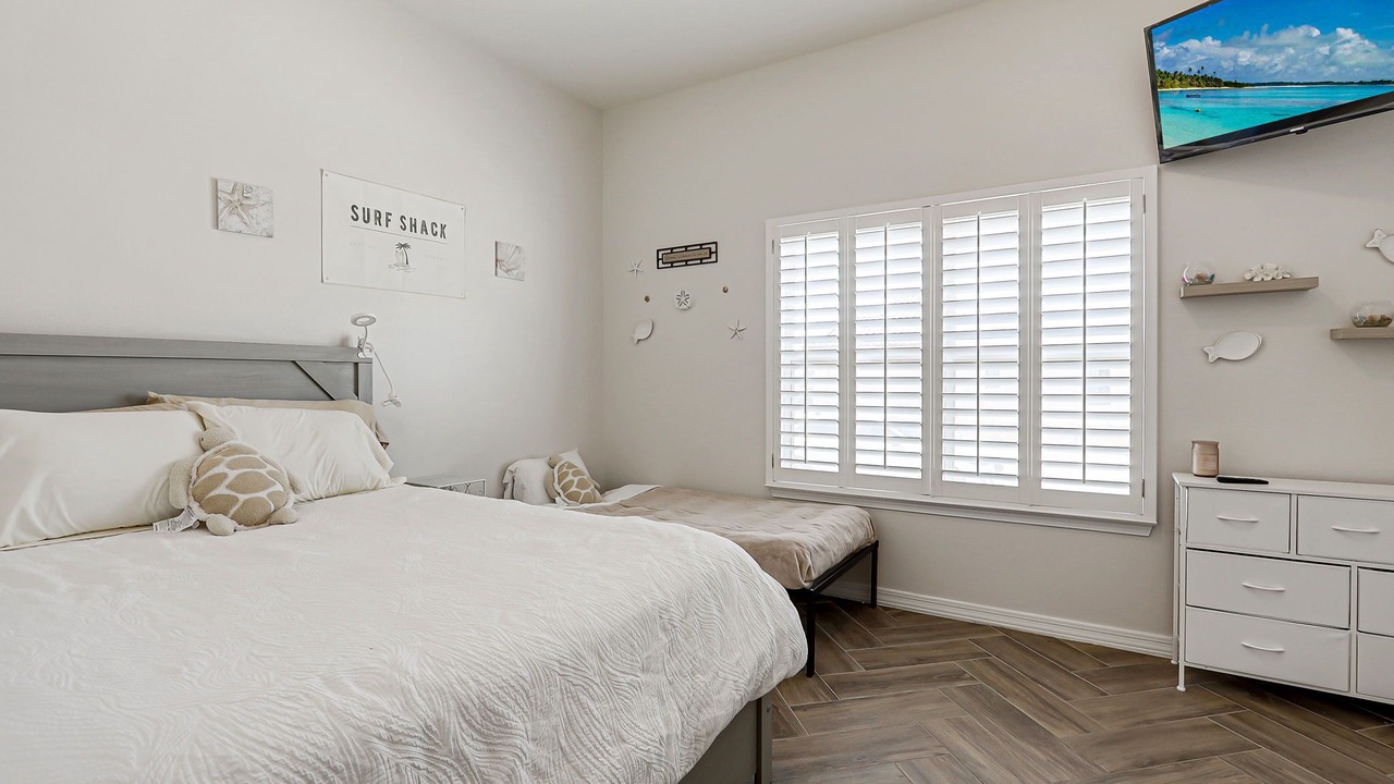 Photo of Bedroom in Biggs Field