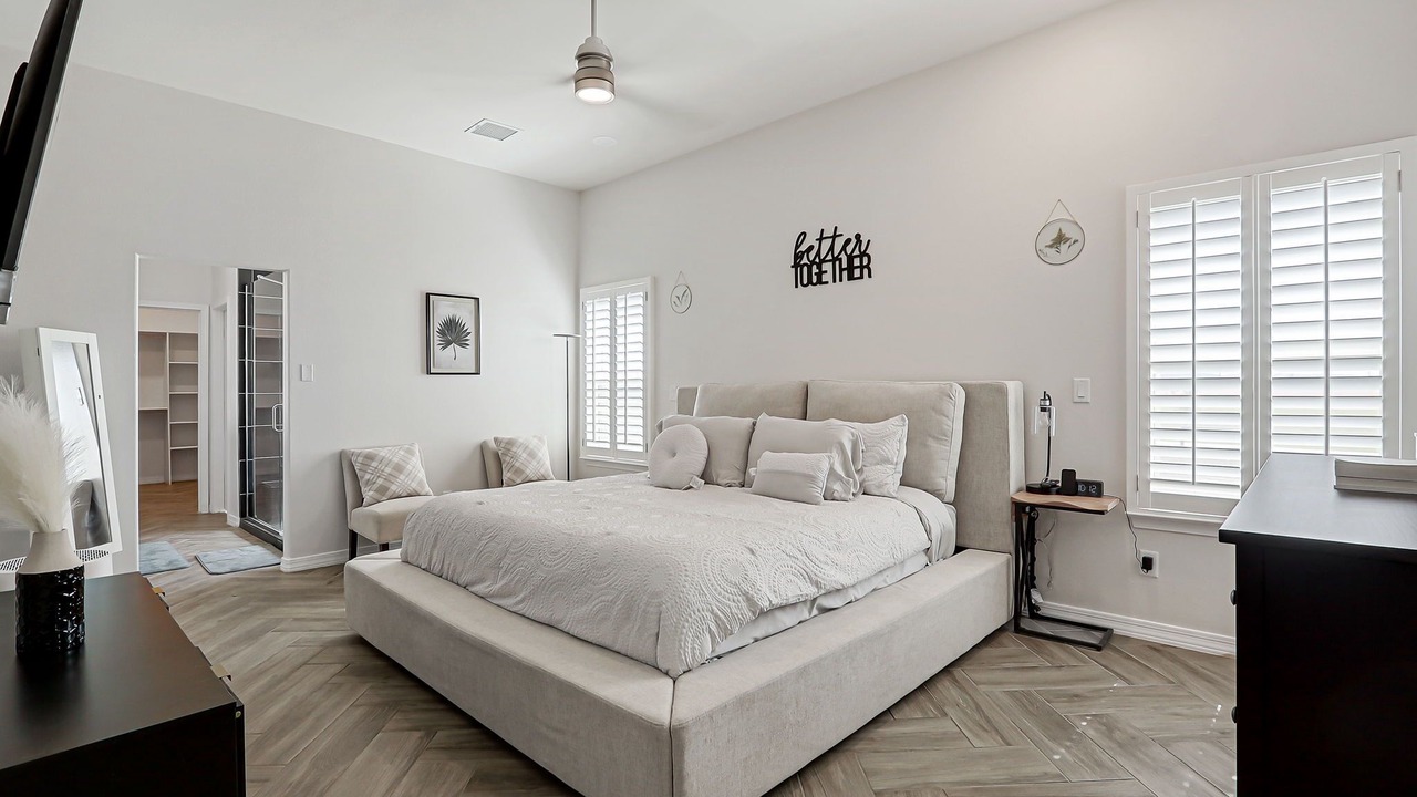 Photo of Bedroom in Biggs Field