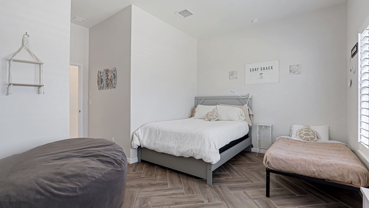Photo of Bedroom in Biggs Field