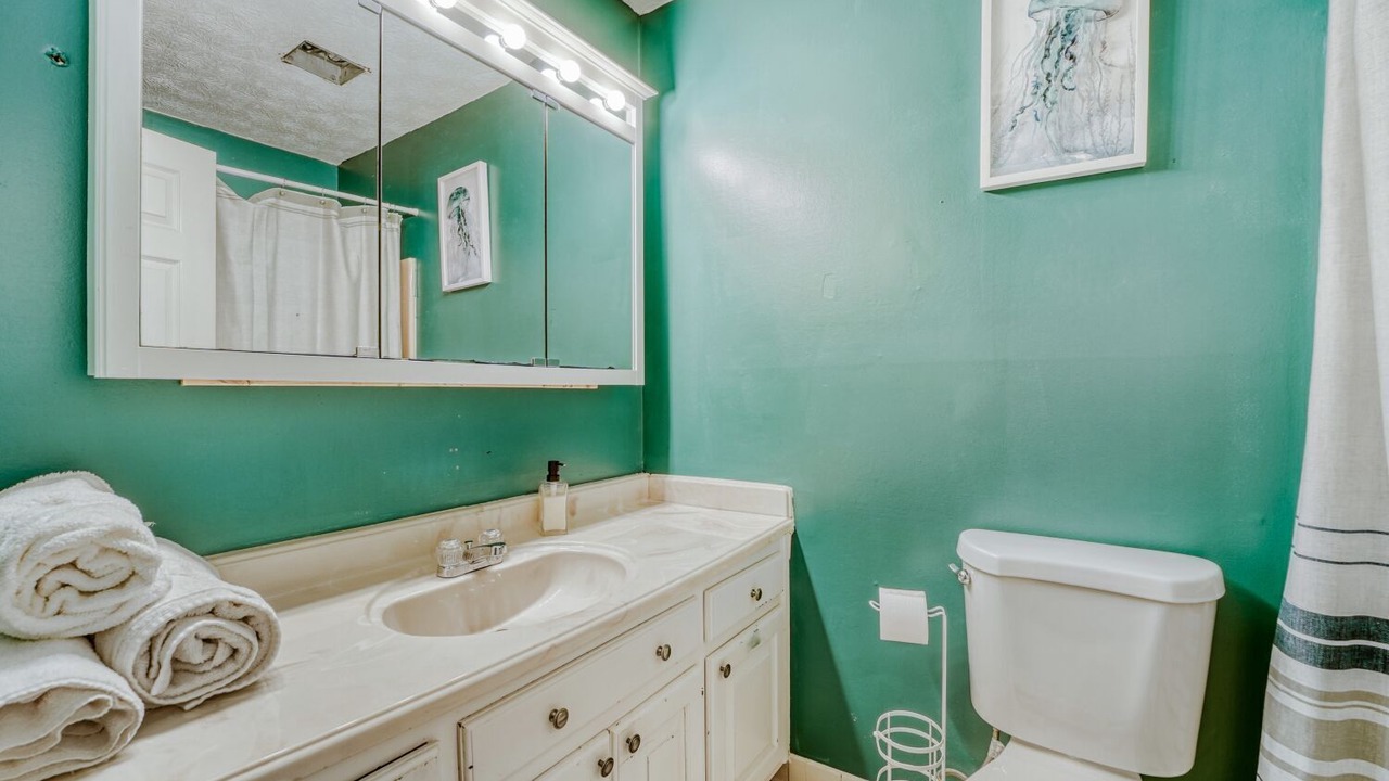 Photo of Bathroom in Dunwoody