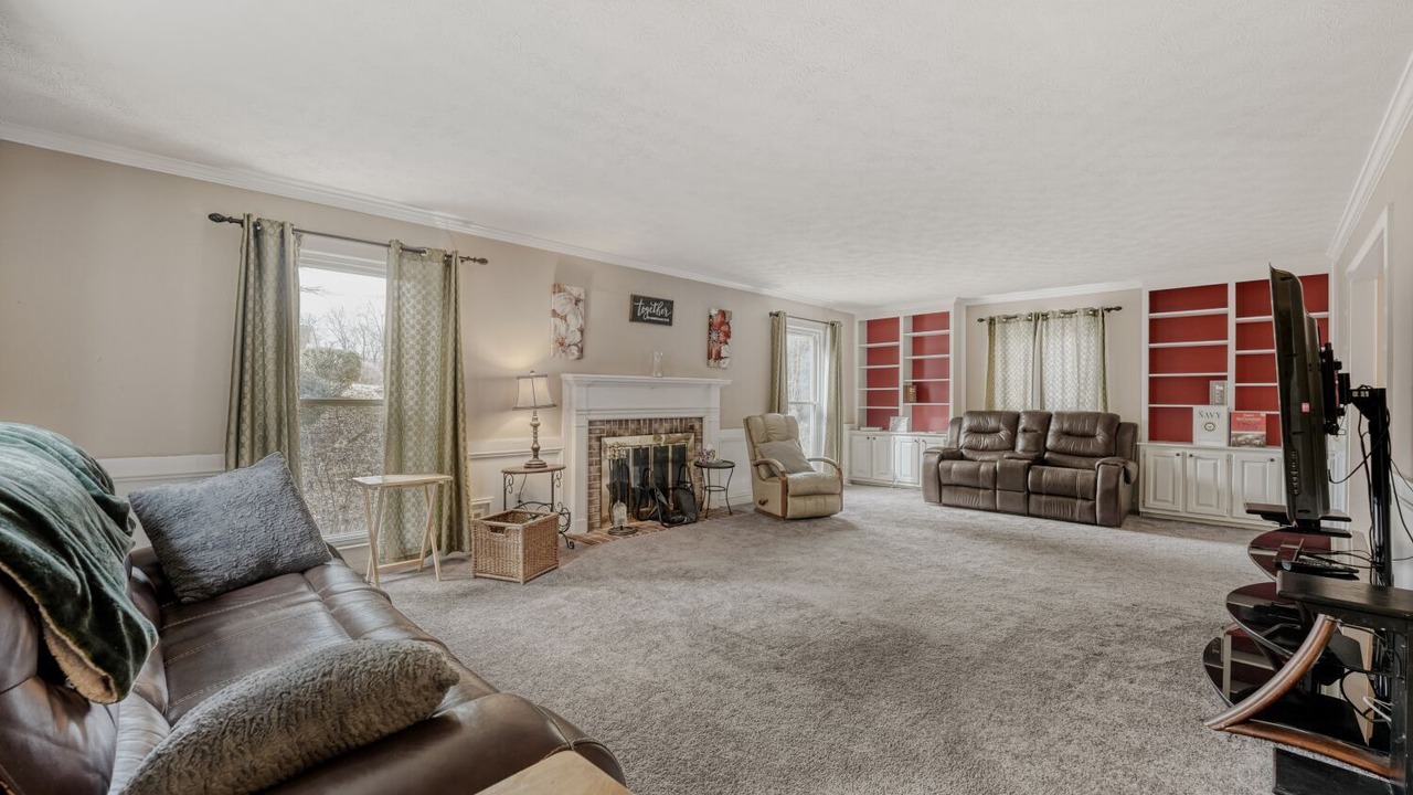 Photo of Livingroom in Dunwoody