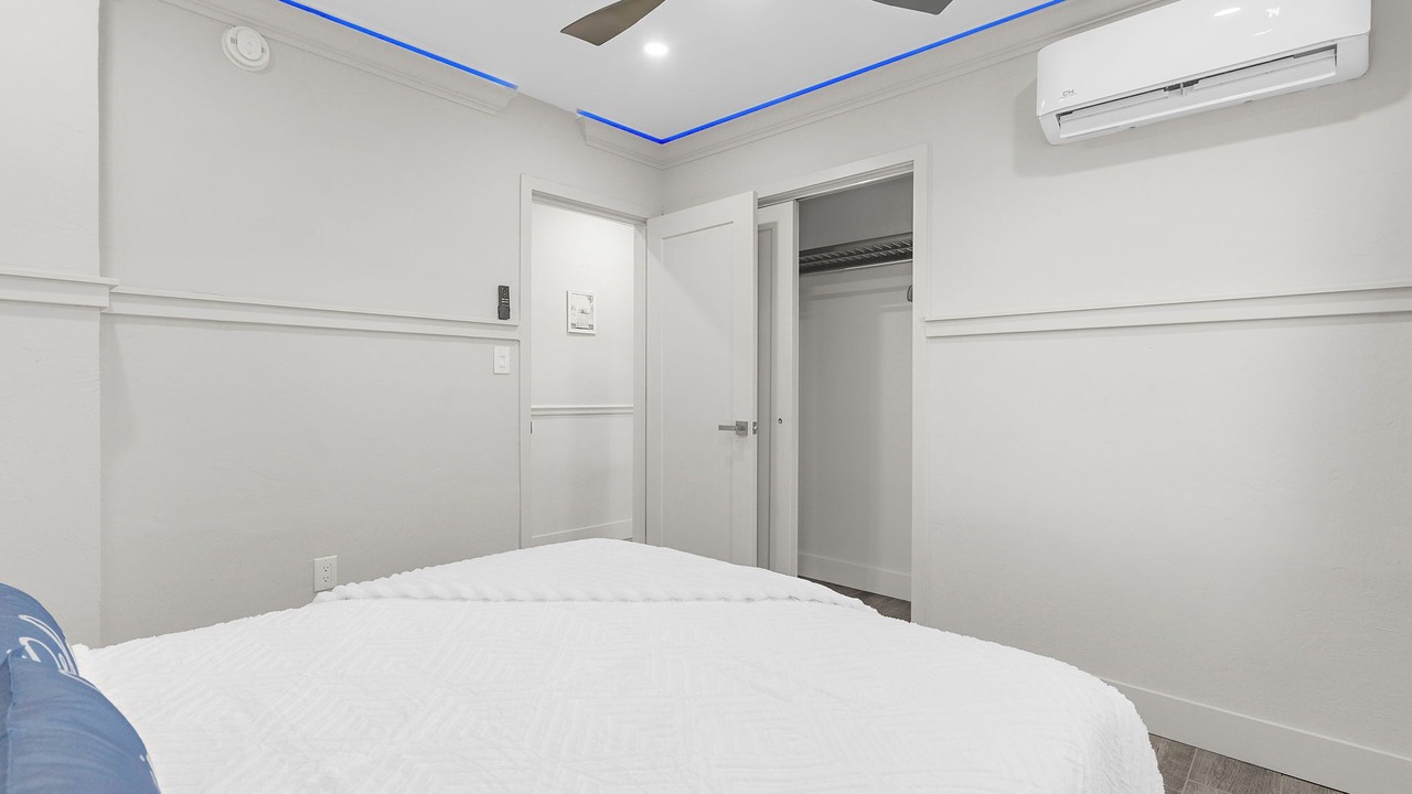 Photo of Bedroom in Edgewater
