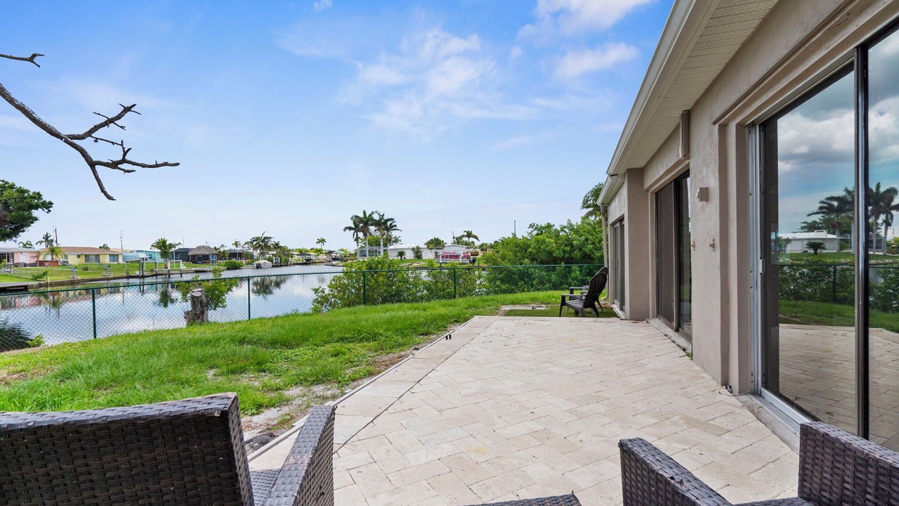 Photo of Patio Balcony in Edgewater