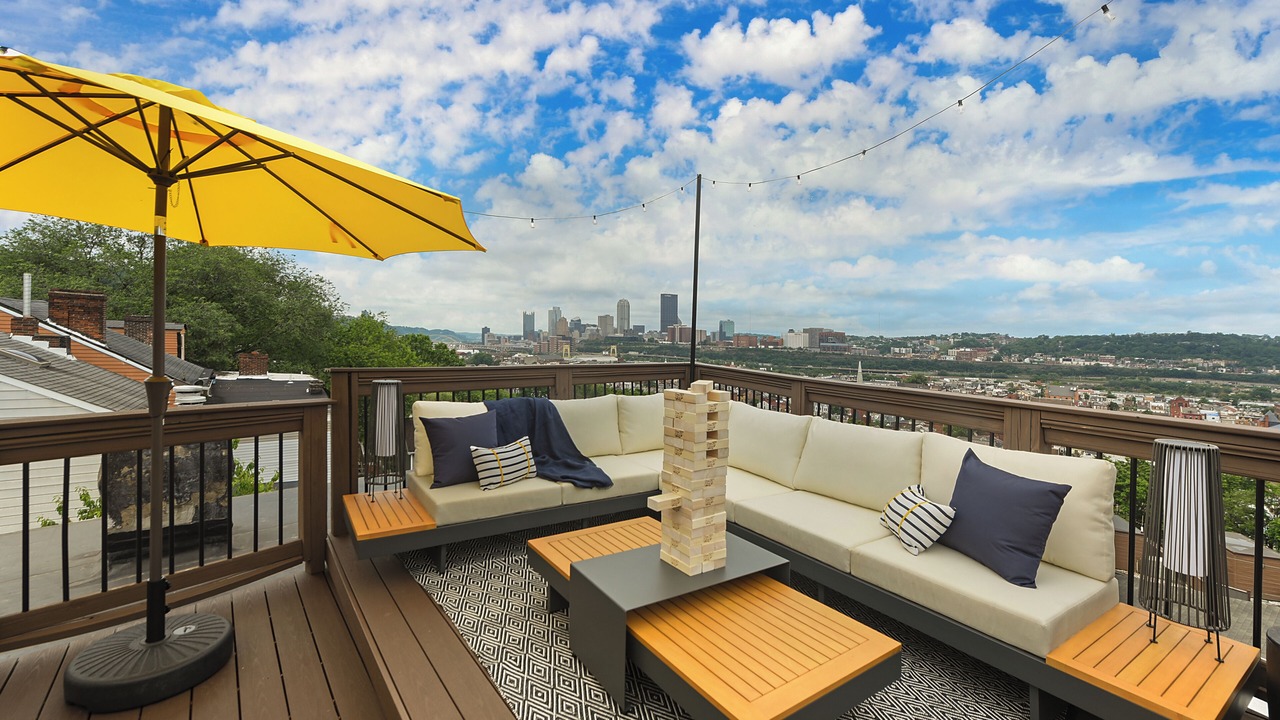 Photo of Patio Balcony in South Side Slopes