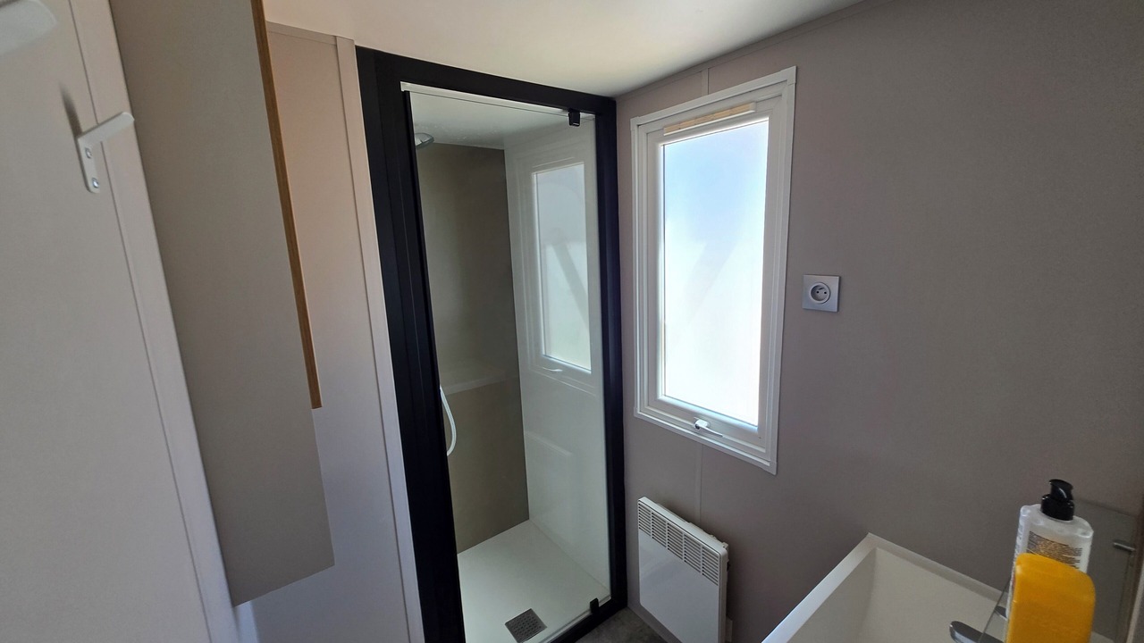 Photo of Bathroom in Aubenas