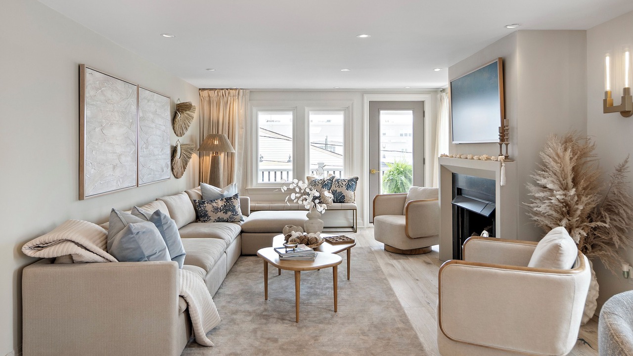 Photo of Livingroom in Salisbury Beach