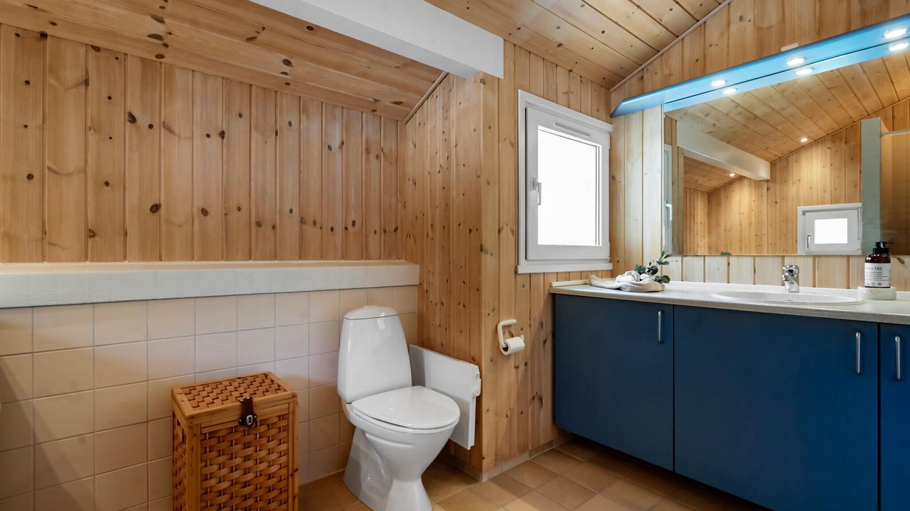 Photo of Bathroom in Strandby