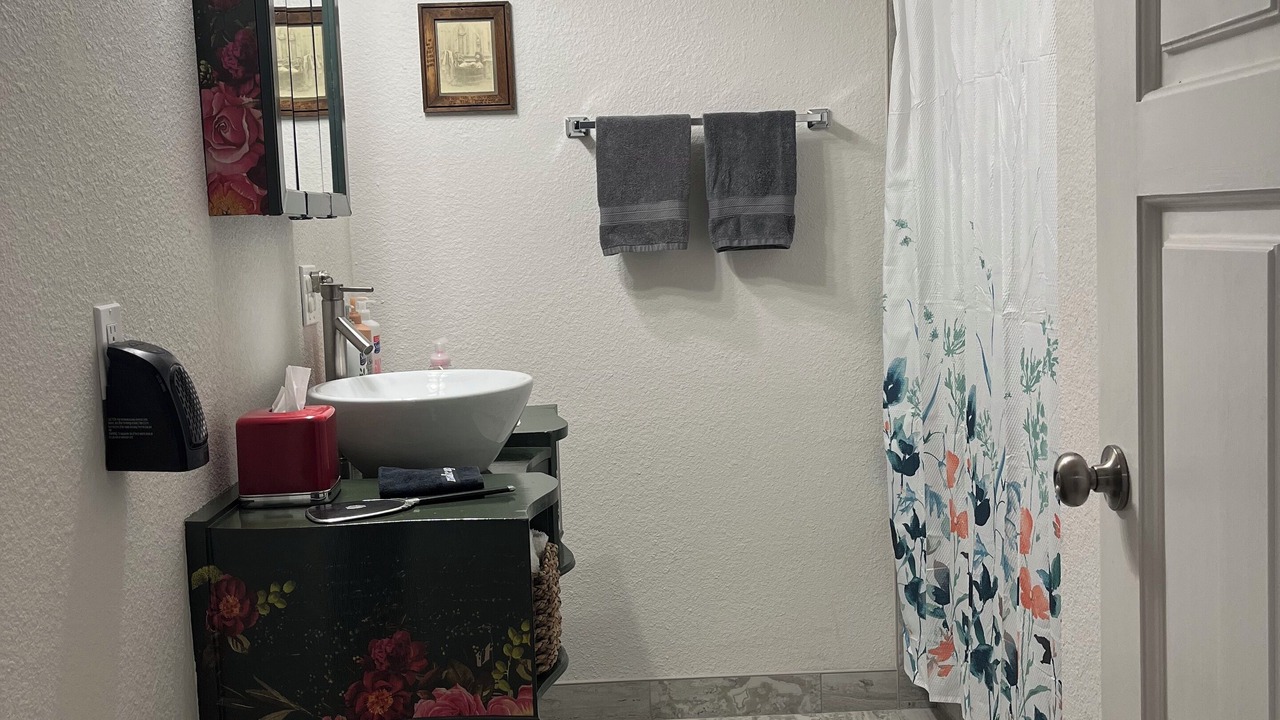 Photo of Bathroom in Glen Rose