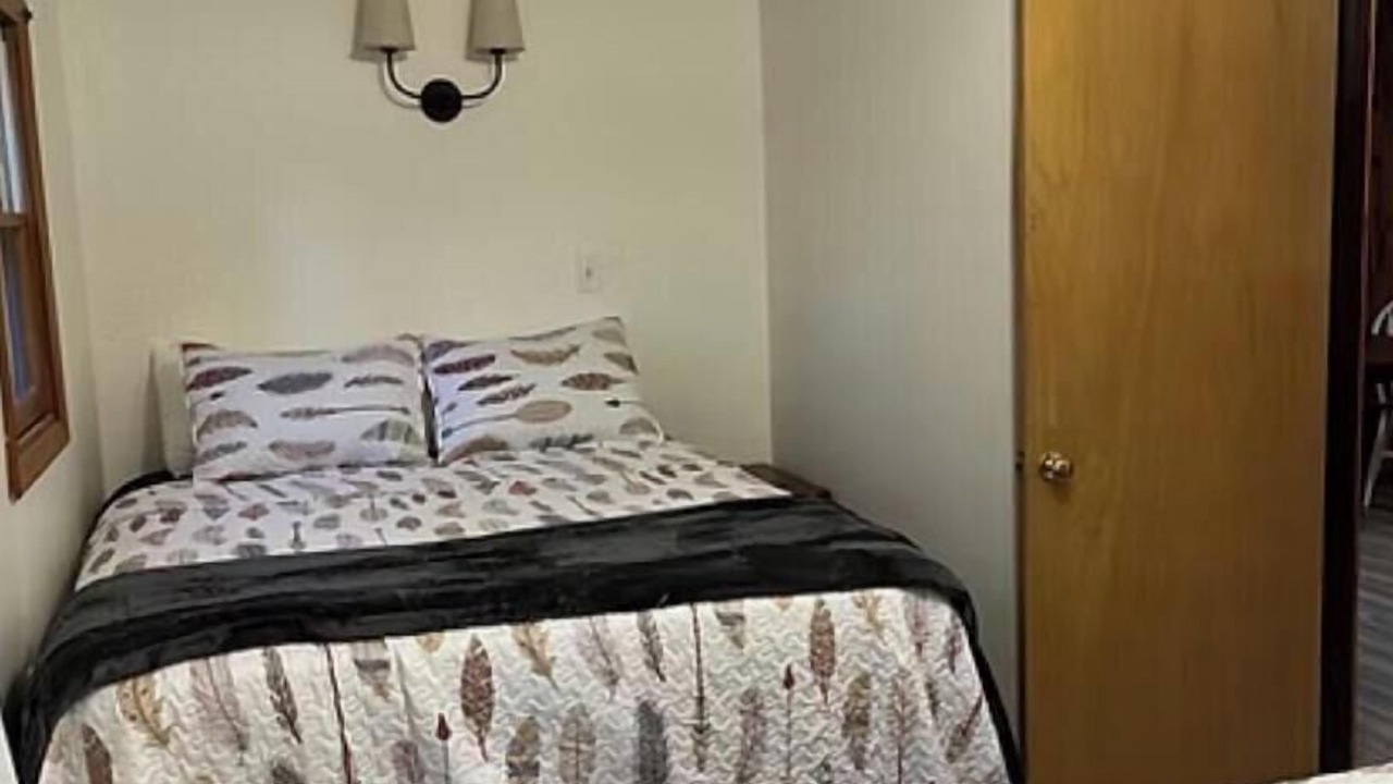 Photo of Bedroom in Pine River