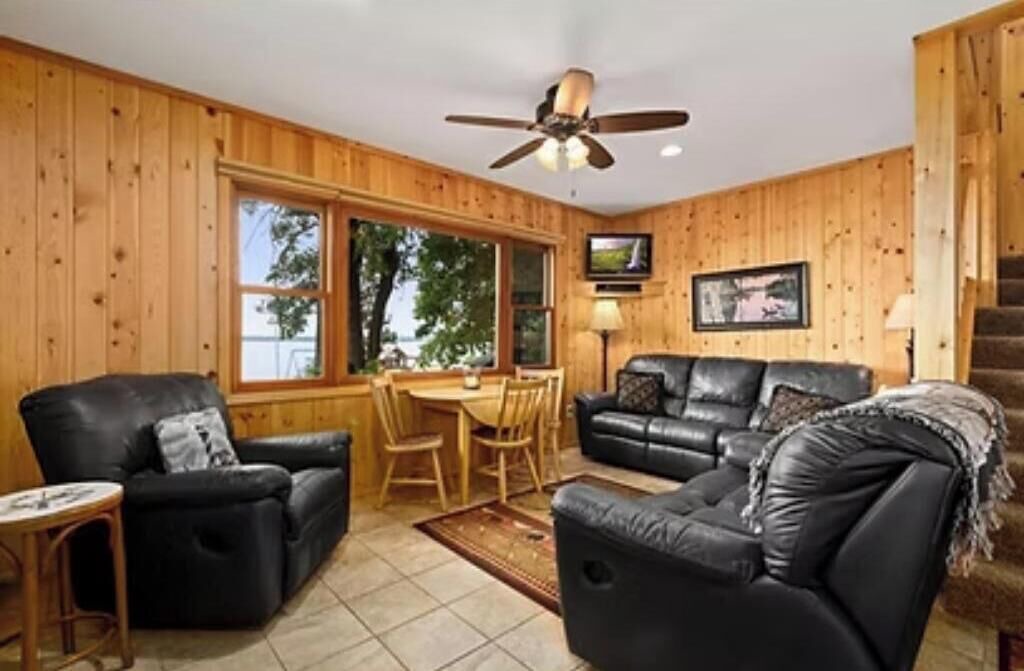 Photo of Livingroom in Pine River