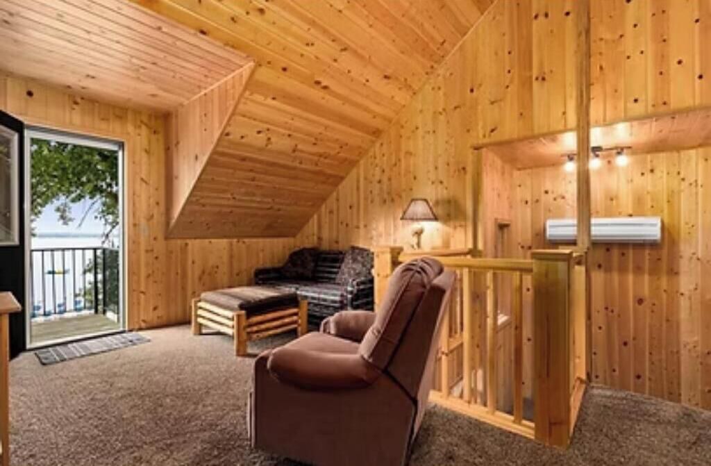 Photo of Livingroom in Pine River