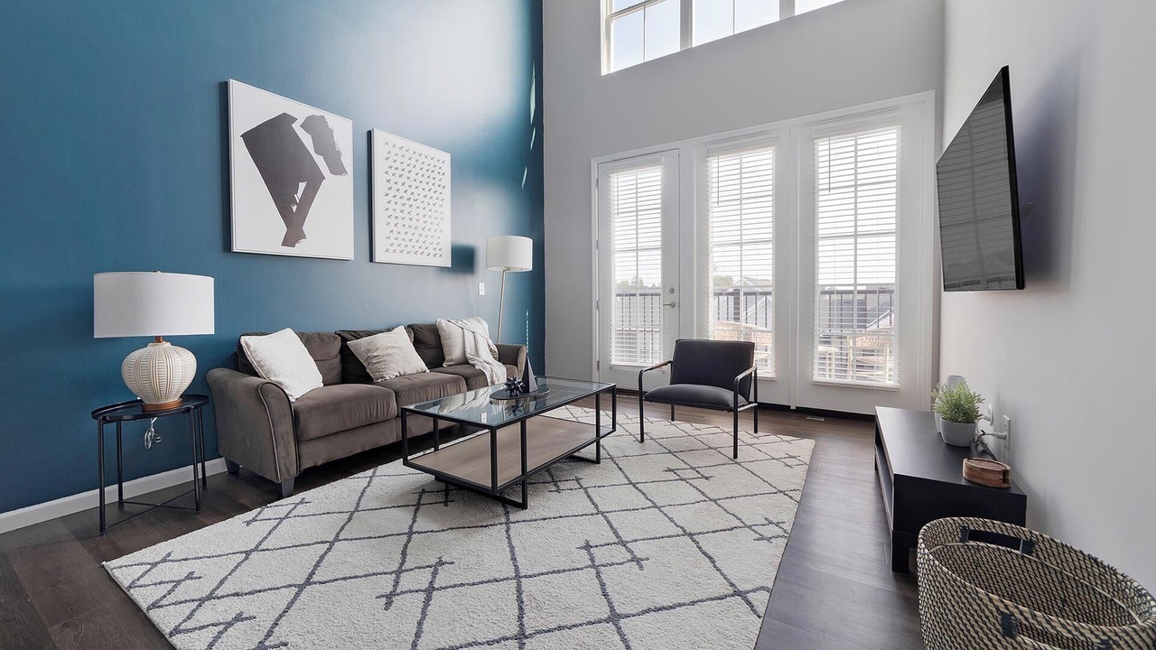 Photo of Livingroom in Northwest Columbus