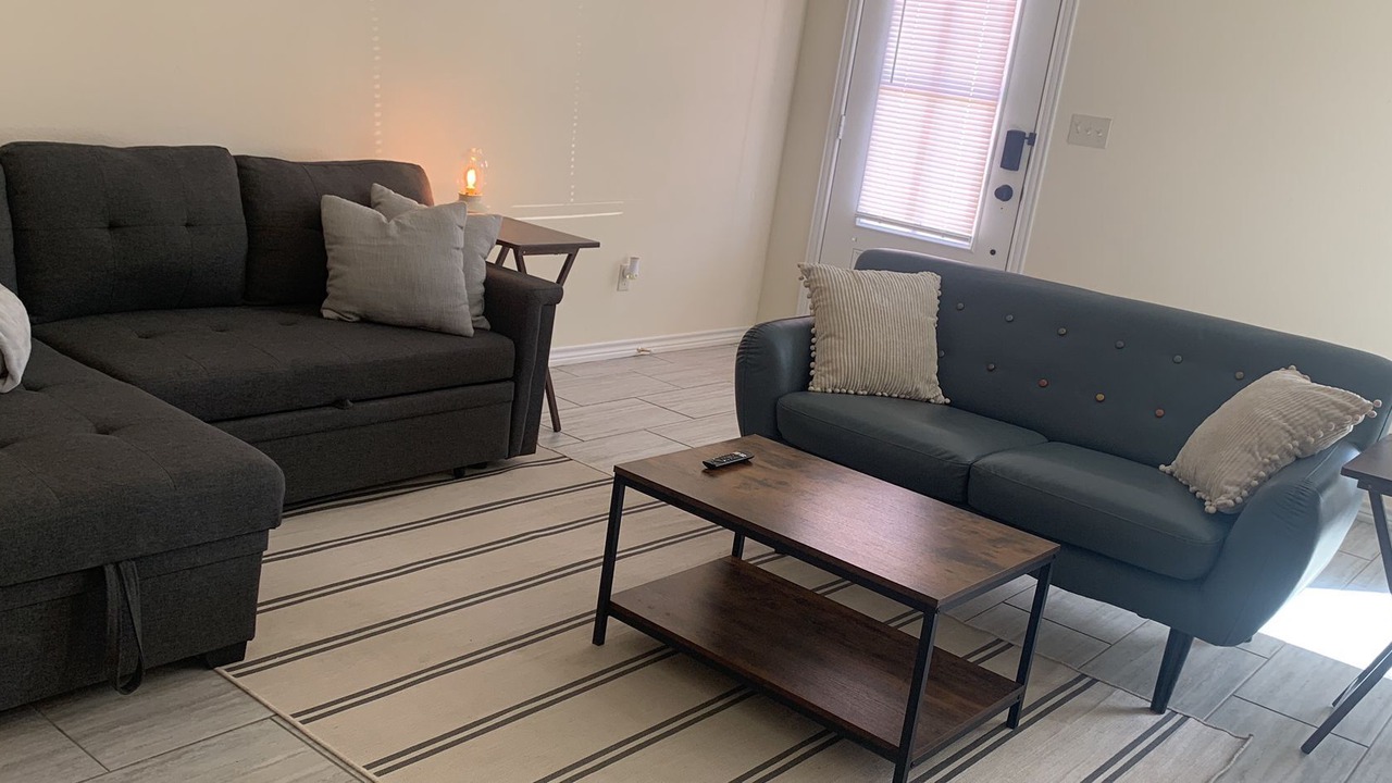 Photo of Livingroom in Lindale