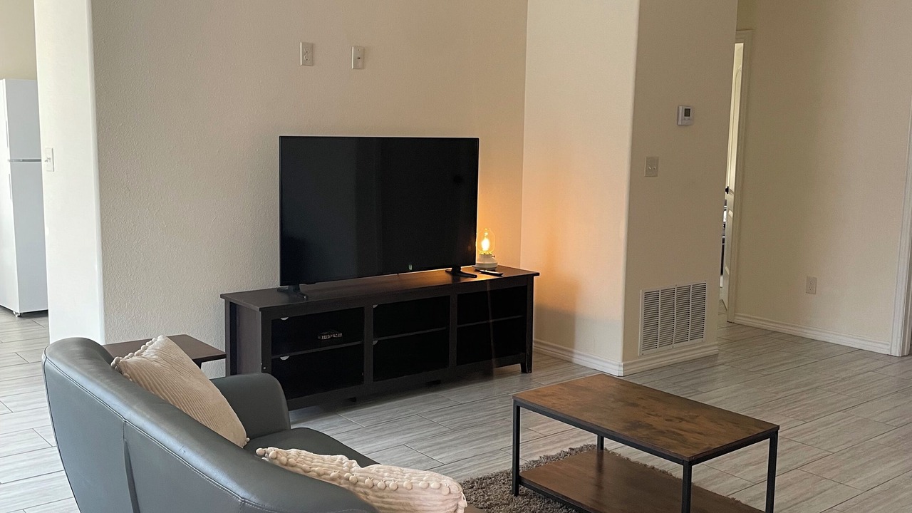 Photo of Livingroom in Lindale