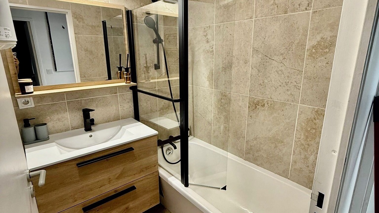 Photo of Bathroom in Aucamville
