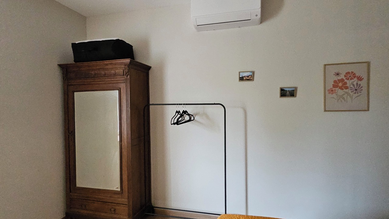 Photo of Bedroom in Villedubert