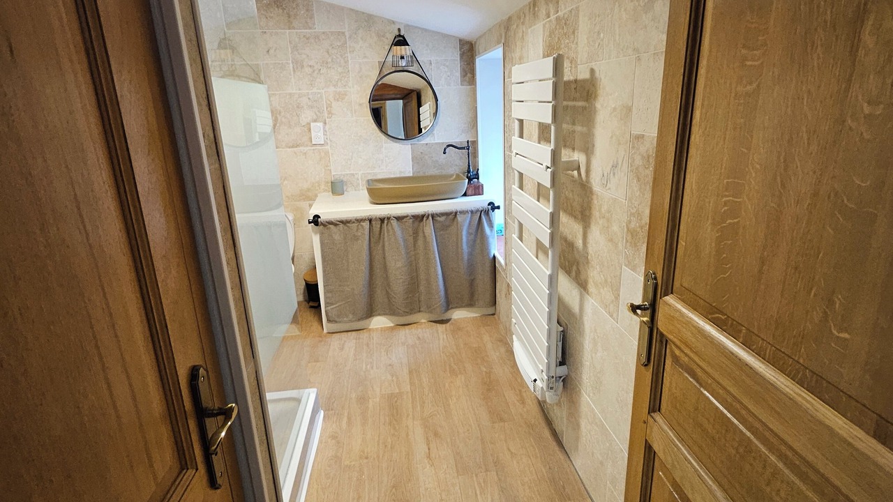 Photo of Bathroom in Villedubert