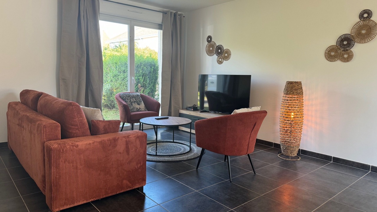 Photo of Livingroom in Jeuxey