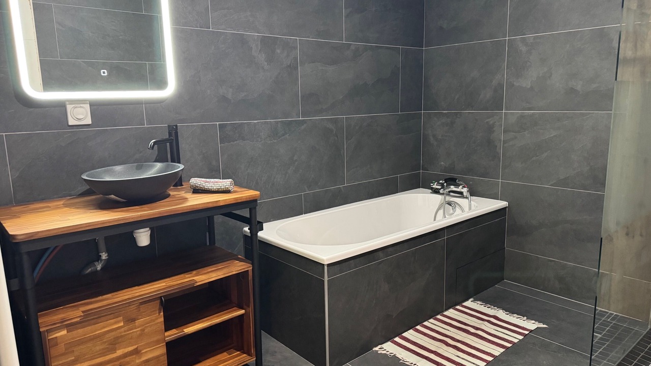 Photo of Bathroom in Jeuxey