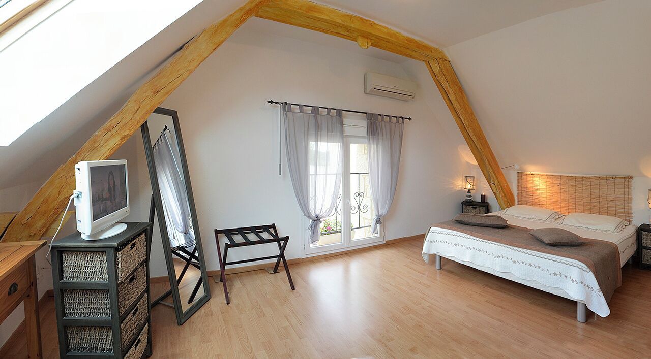 Photo of Bedroom in Cublac