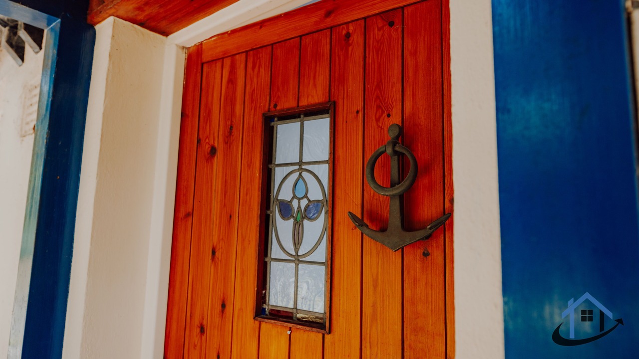 Photo of Outdoor in Hampton Wick