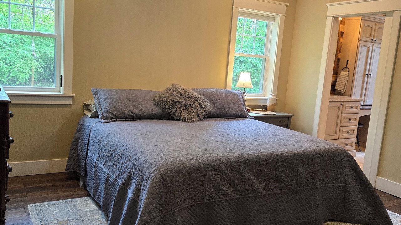Photo of Bedroom in Bridgman