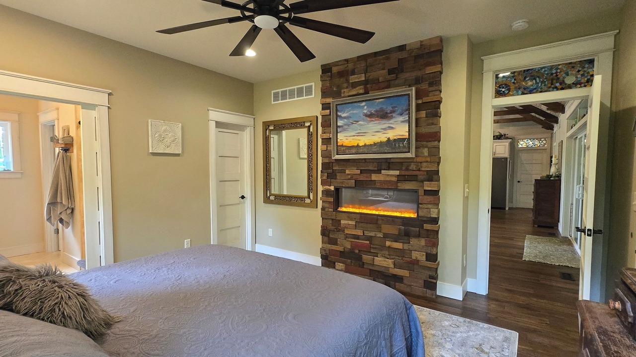 Photo of Bedroom in Bridgman