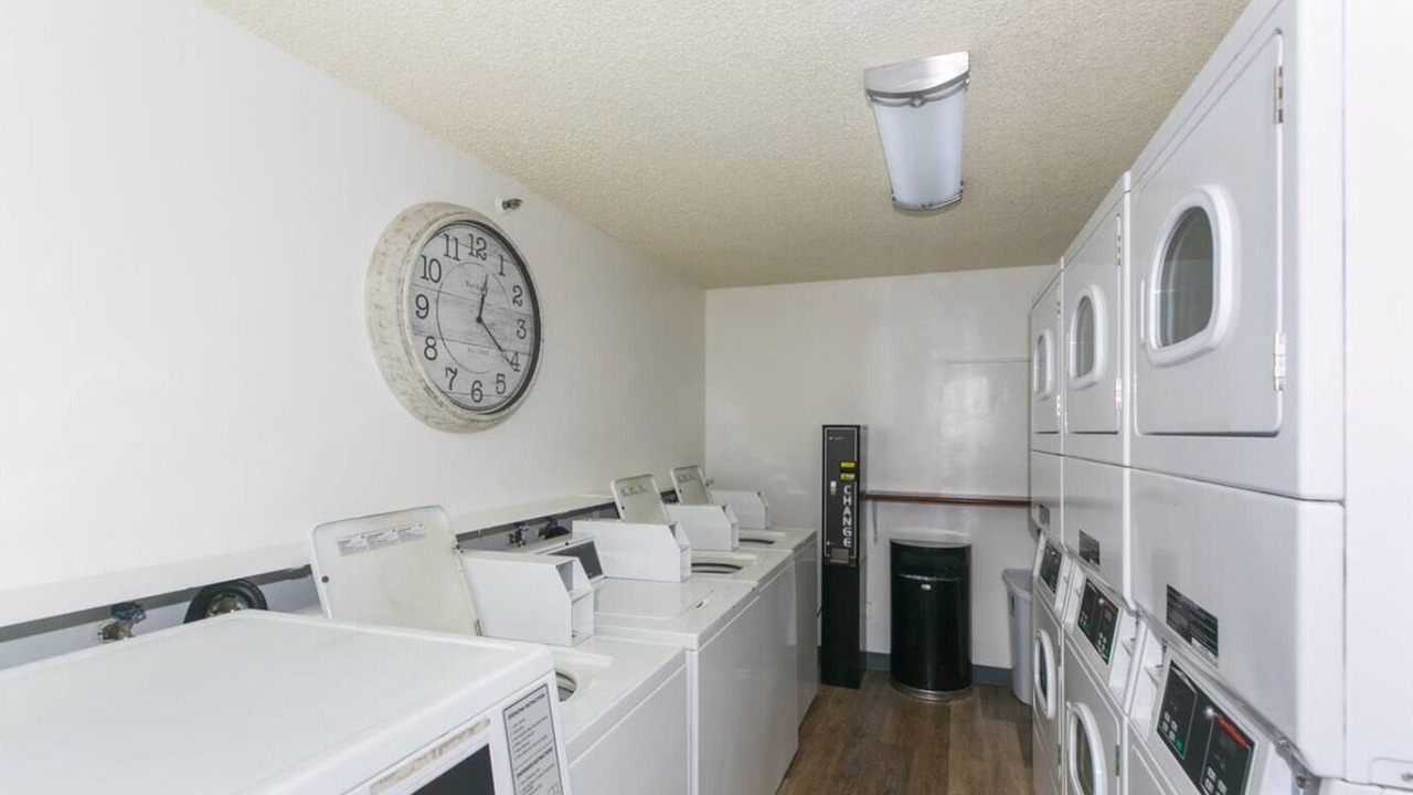 Photo of Others in Downtown Honolulu