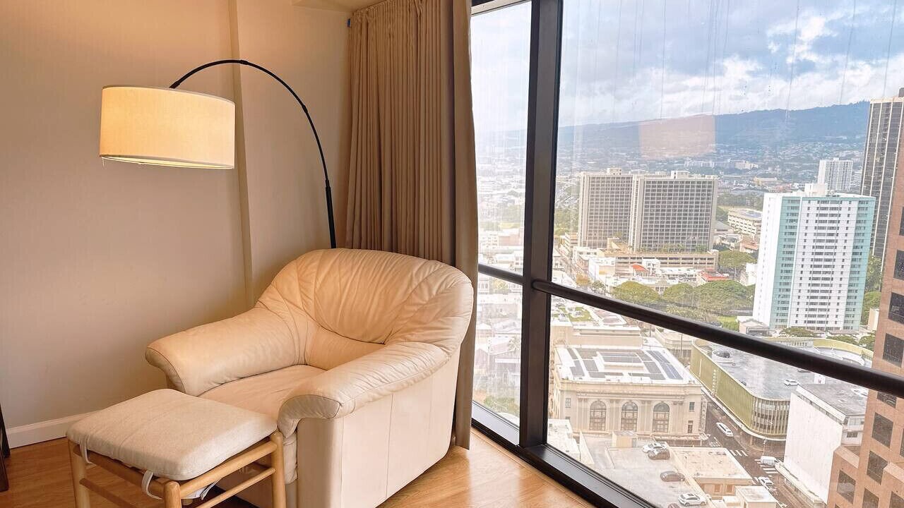 Photo of Livingroom in Downtown Honolulu