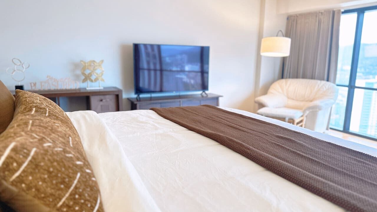 Photo of Bedroom in Downtown Honolulu