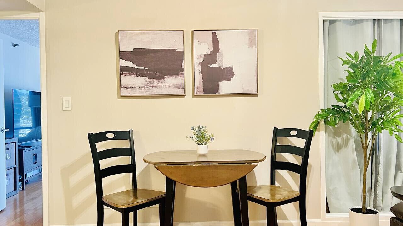 Photo of Others in Downtown Honolulu