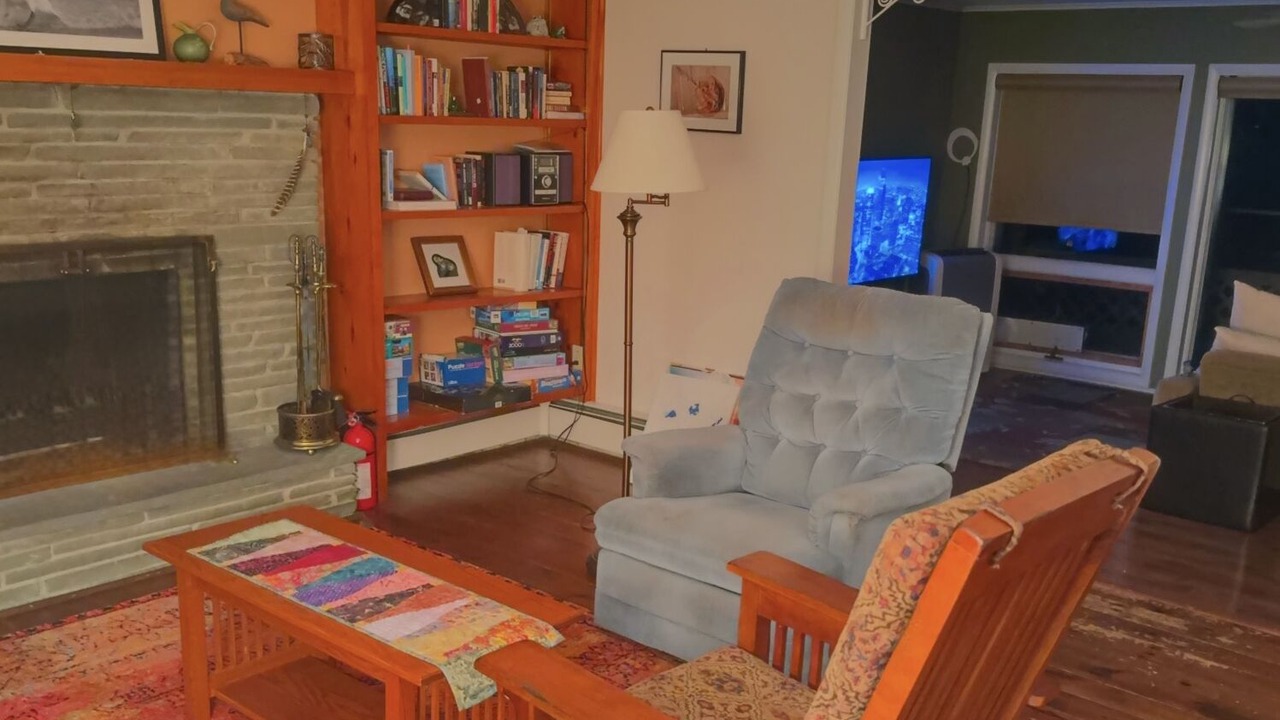 Photo of Livingroom in Seneca Falls