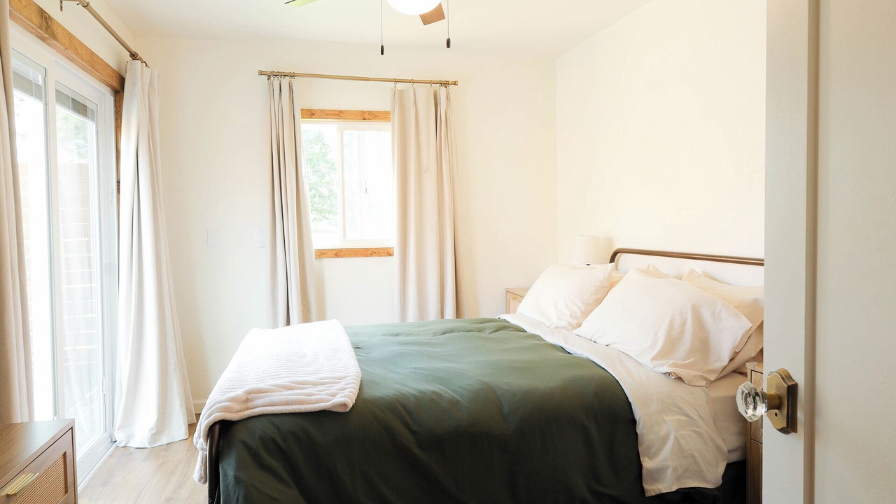 Photo of Bedroom in Oroville